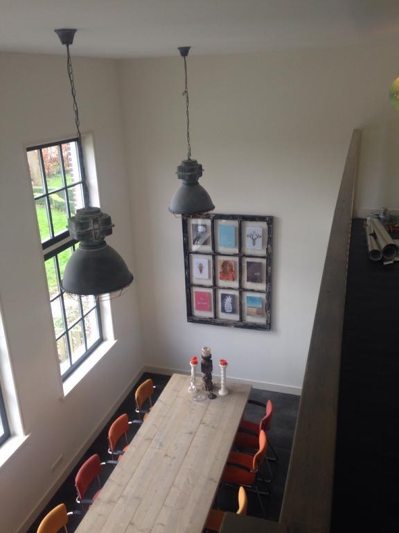 Suite School 15 A Zonnemaire Room photo